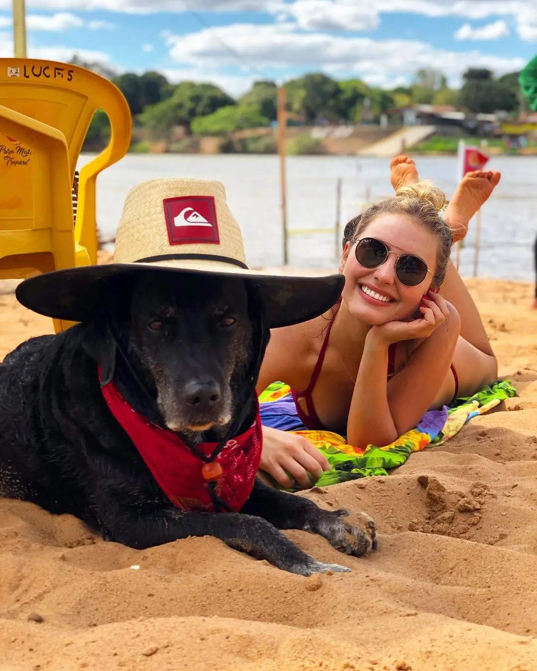 Médica também se mostra defensora dos animais em redes sociais