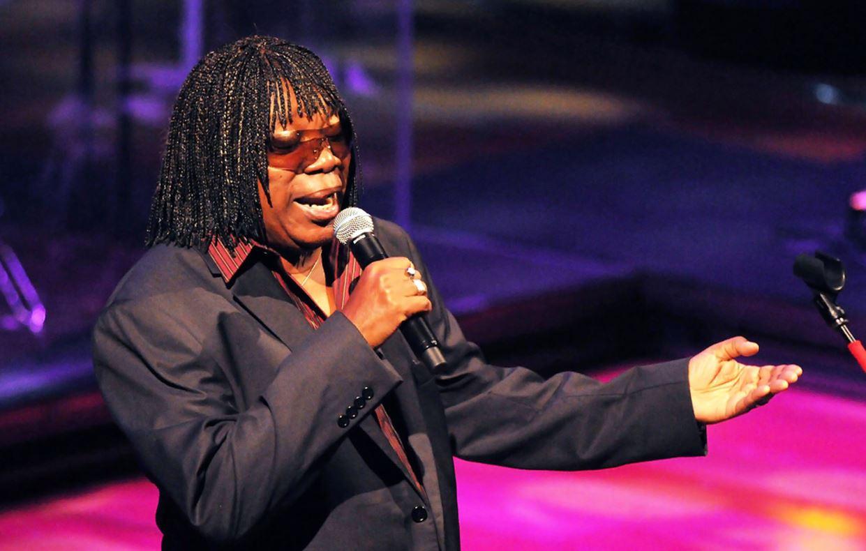 Milton Nascimento anuncia turnê de despedida