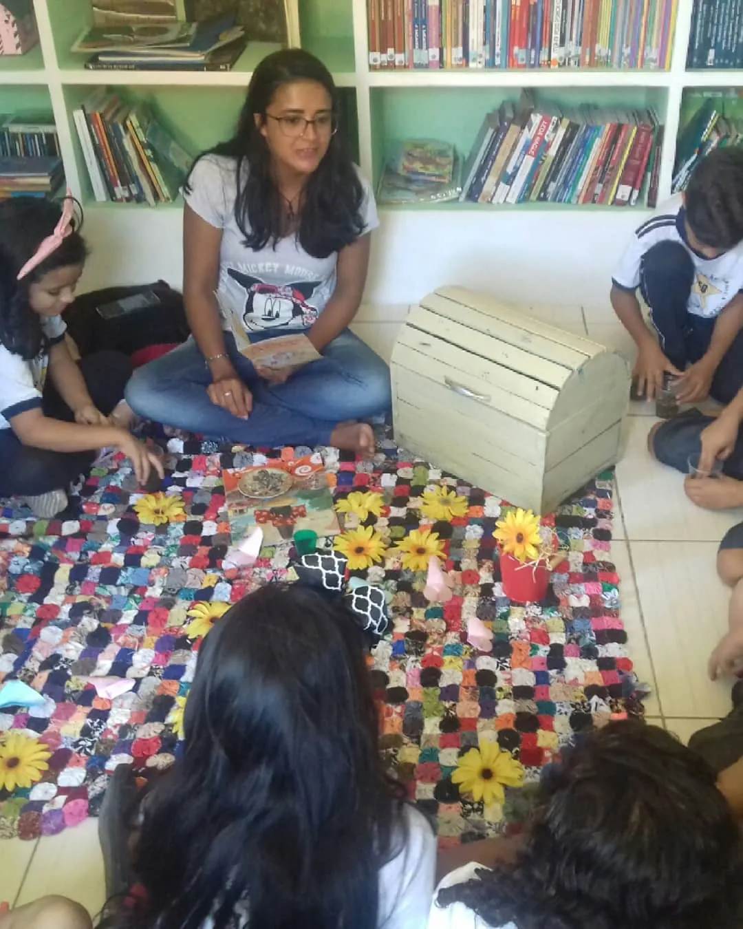 Desde novos, os participantes do Projeto são instigados a ler e ouvir