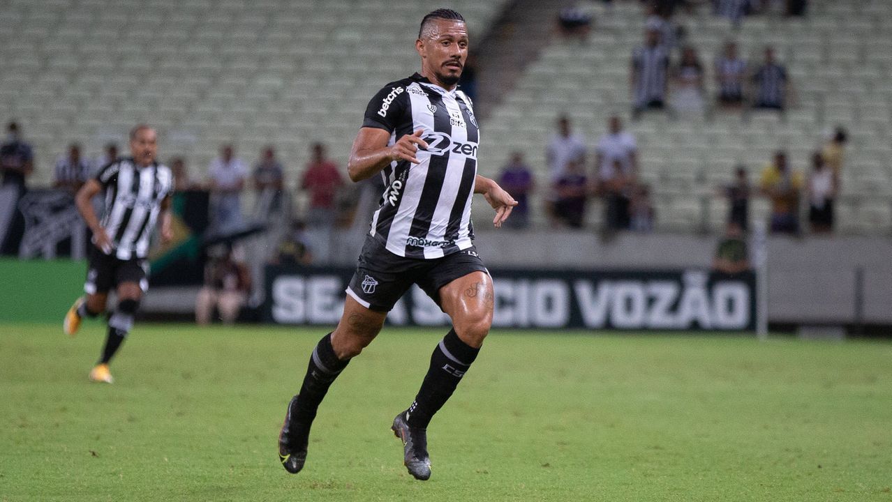 Fernando Sobral em jogo do Ceará