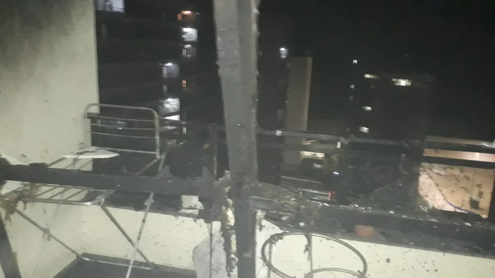 Imagem de dentro do apartamento mostra situação após o fogo