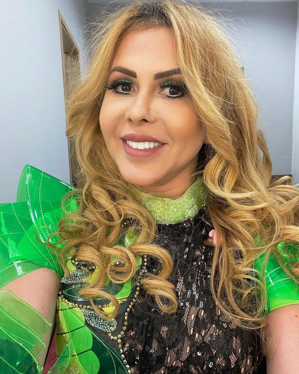 joelma sorrindo
