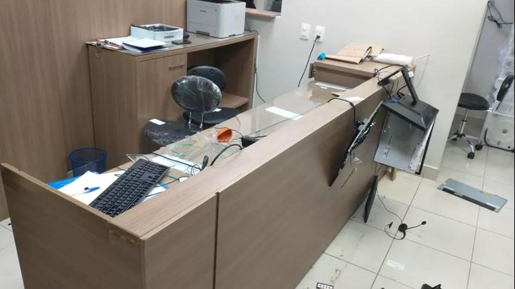 Consultório de dentista é destruído por homem em Belo Horizonte