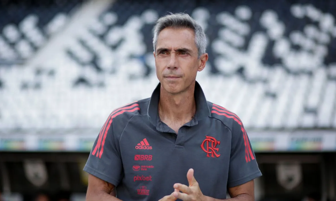 O técnico português Paulo Sousa comandou o Flamengo em 32 partidas em 2022