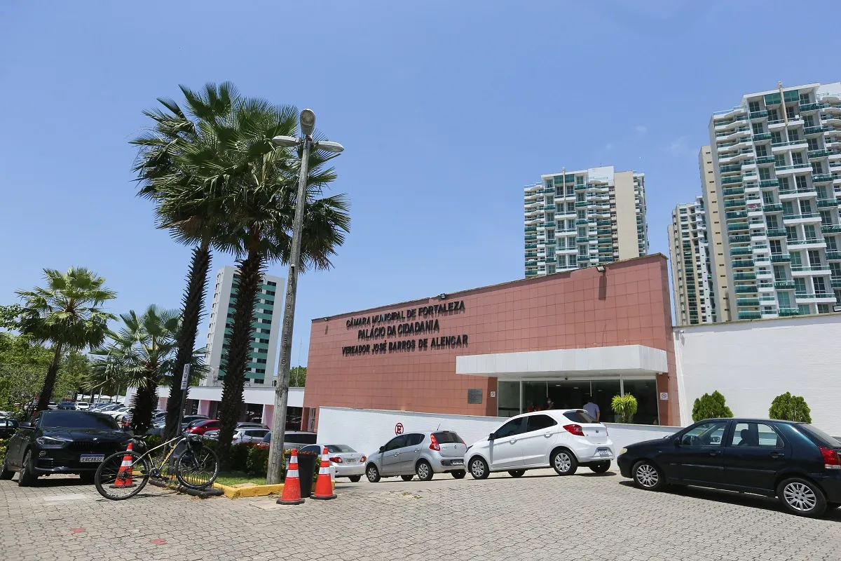 Na Câmara, nenhum dos projetos apresentados sobre o assunto avançou até o momento