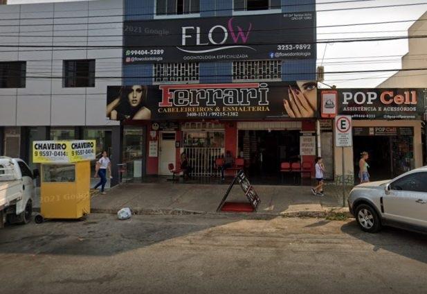 Fachada de salão de beleza no Distrito Federal sem alterações.