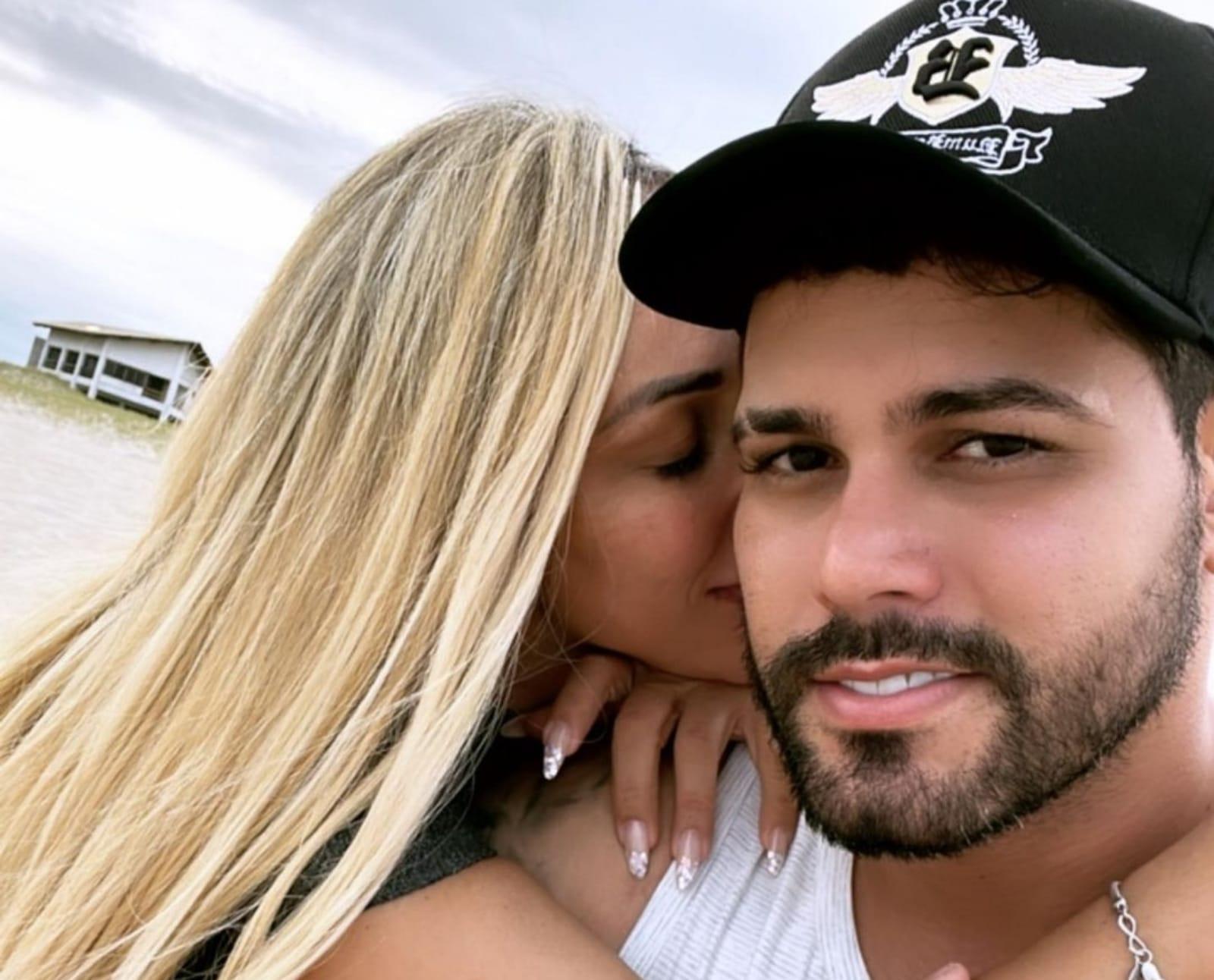Taty Girl publicou mensagem com declaração de amor em rede social