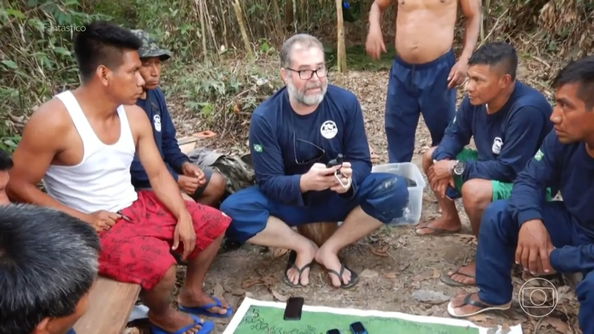 Bruno em trabalho com indígenas