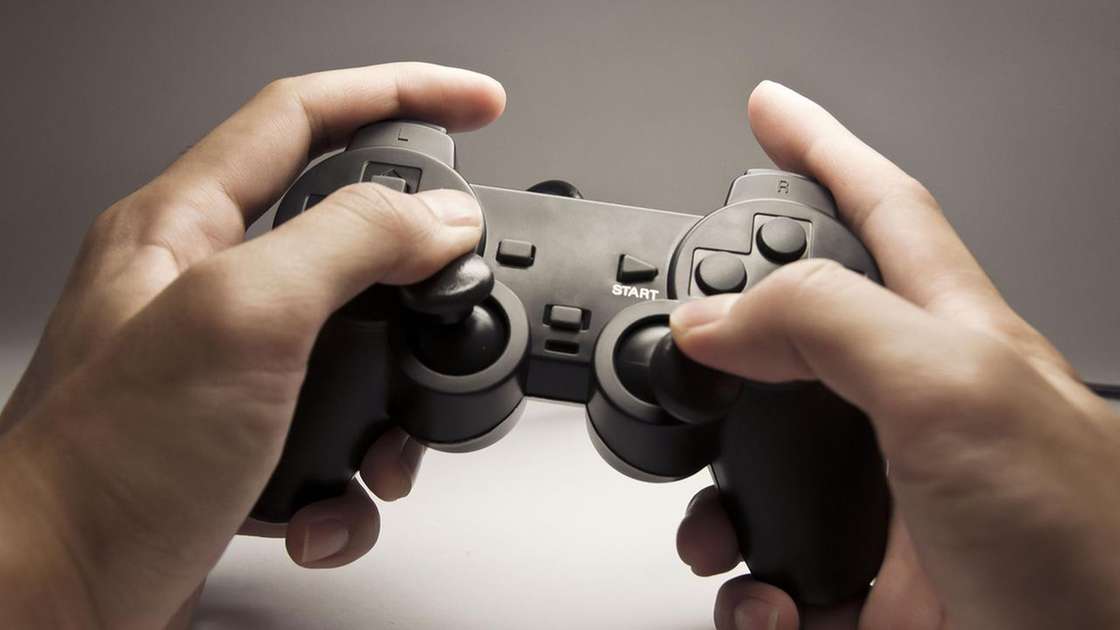 Preço do PlayStation 5 cai após governo anunciar nova redução do IPI para  jogos