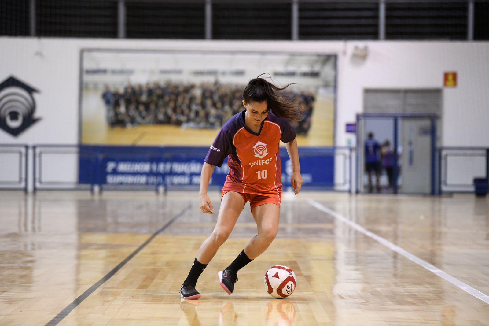 SESA - Futsal e vôlei femininos da Sesa fazem bonito no final de