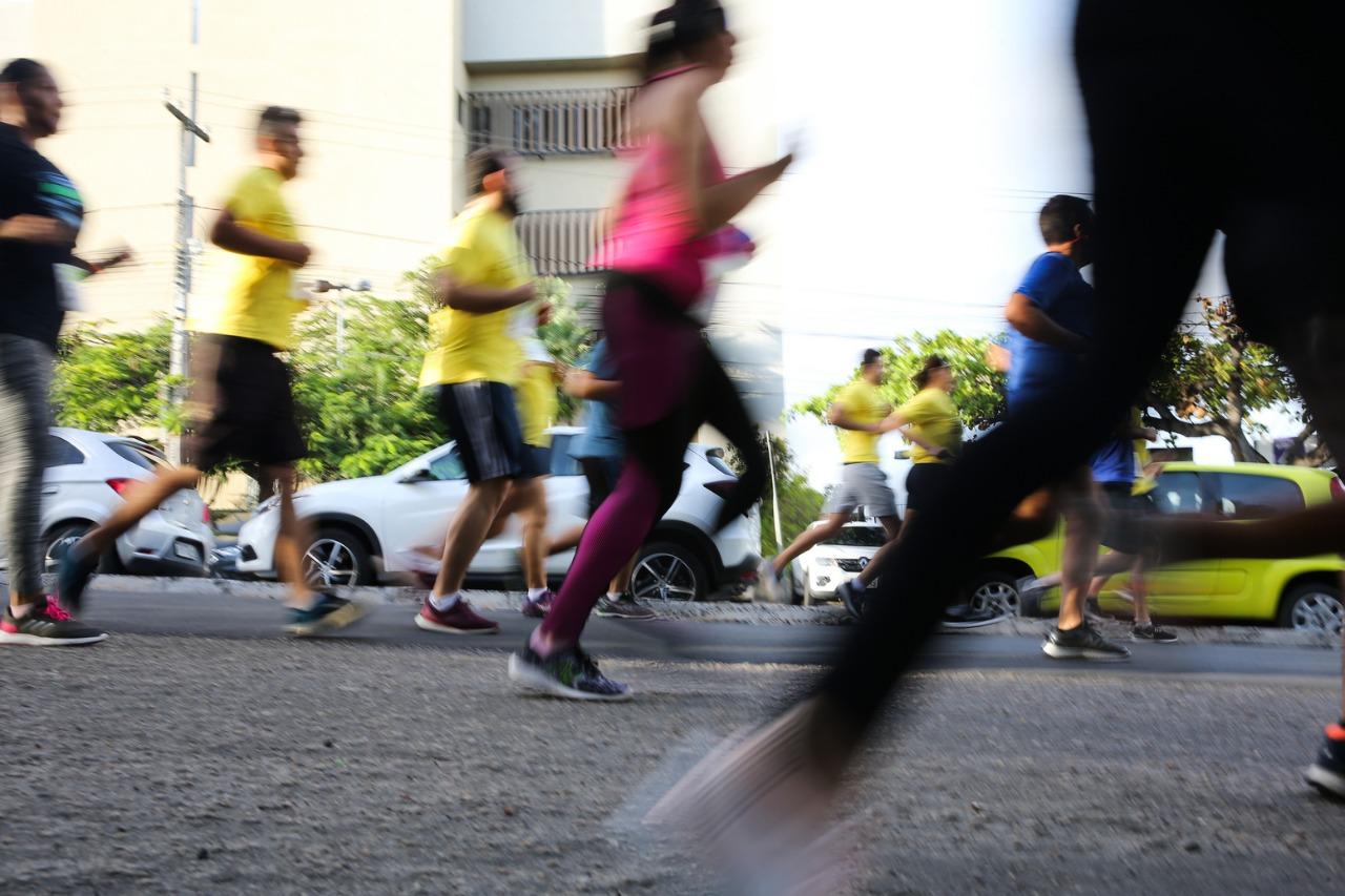 Prática esportiva é cada vez mais difundida pelas ruas de Fortaleza