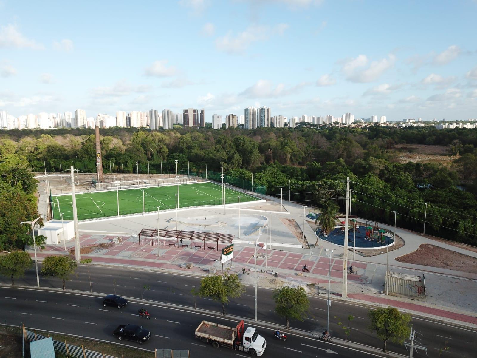 O novo equipamento tem investimento de R$ 2,2 milhões e vai assegurar segurança para a travessia da avenida e acesso ao Polo de Lazer do Tauape.