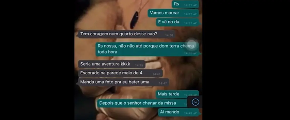 Print de uma mensagem trocada entre o padre e o enfermeiro.