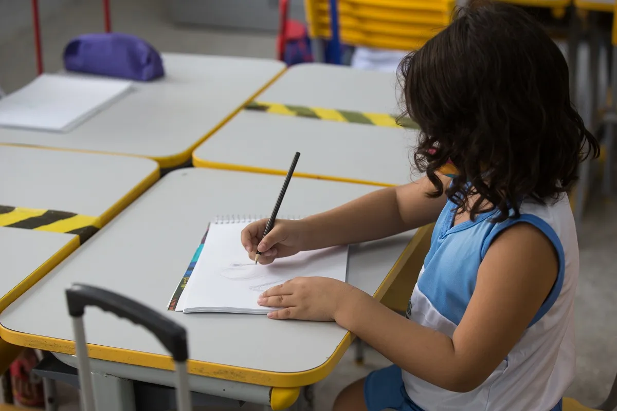 Prejuízos em repasses do Fundeb põem em risco qualidade da educação pública