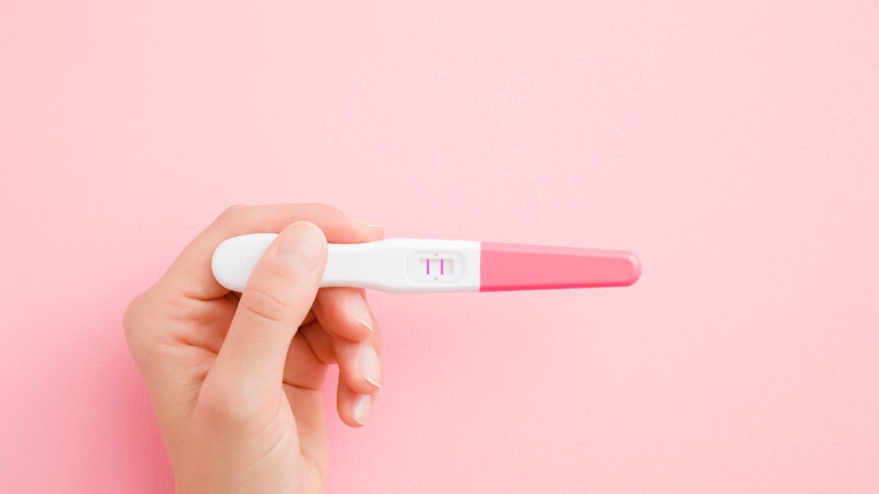 Menstruação atrasada? Descubra os principais sintomas de gravidez - Valor  de planos de saúde