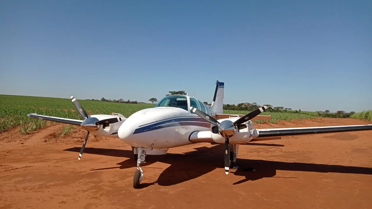Aeronave interceptada pela FAB e Polícia Federal