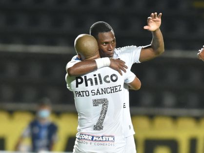 Santos ficou no empate em 1 a 1 no jogo de ida contra o Deportivo Táchira (VEN)