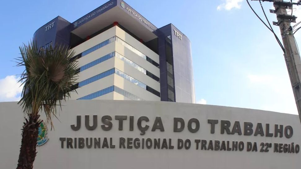 Fachada do Tribunal Regional do Trabalho do Piauí.
