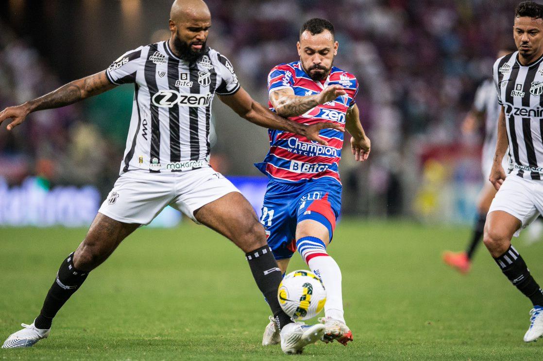 Clássico no Carioca e Inglaterra, decisão da Copa do Rei e mais saiba  onde assistir aos jogos do sábado - Lance!