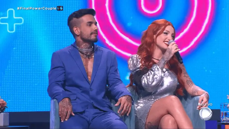 Brenda e Matheus campeões do Power Couple Brasil 6