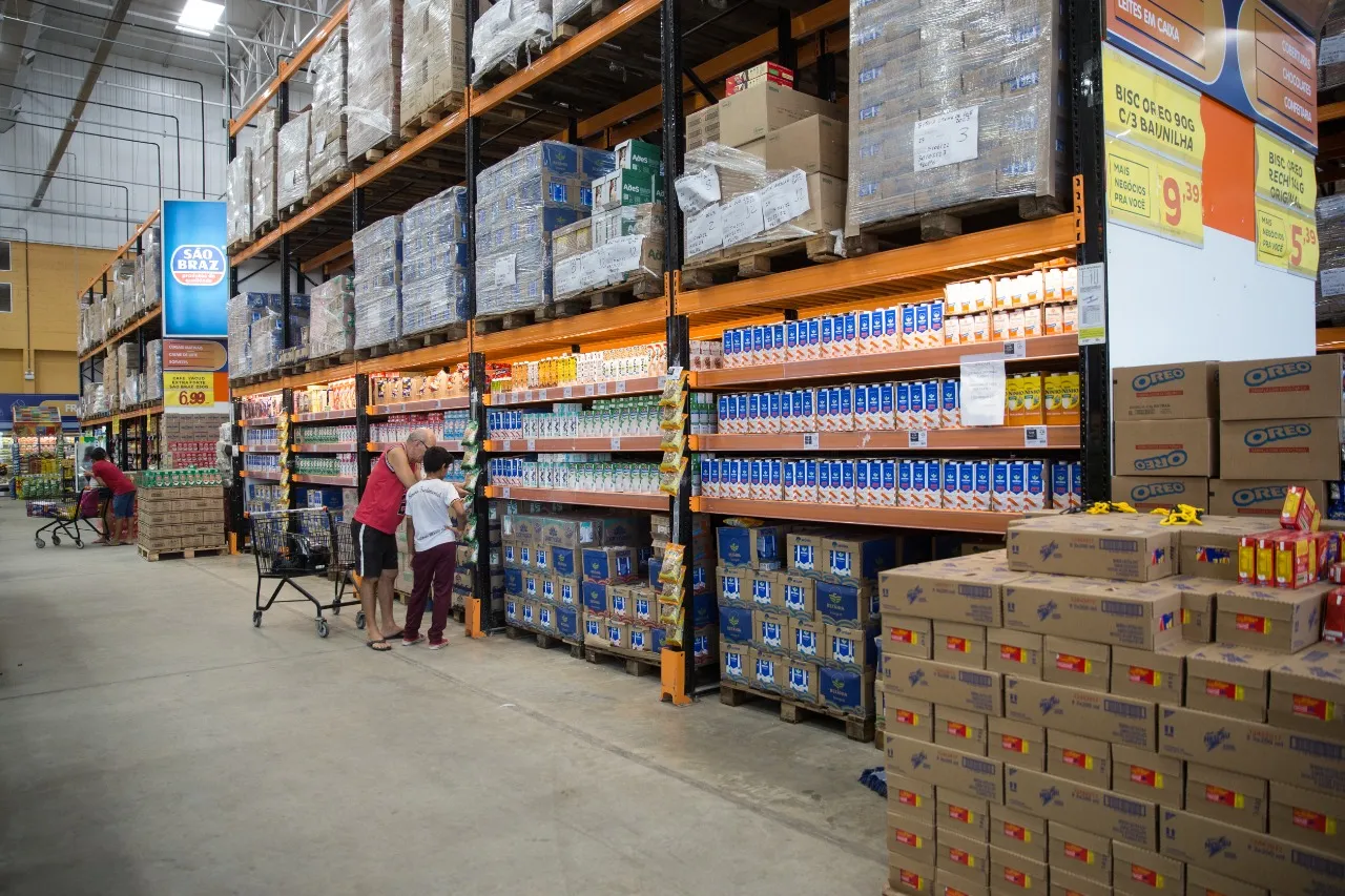 Na última semana o leite era vendido próximo de R$ 7 em Fortaleza