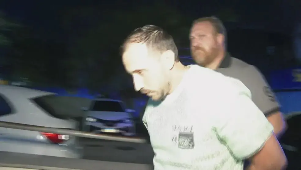 Giovanni Quintella sendo preso no Rio de Janeiro.