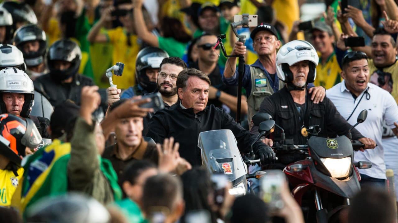 Bolsonaro faz motociata em Fortaleza e discursa na Marcha para Jesus;  confira os destaques - PontoPoder - Diário do Nordeste