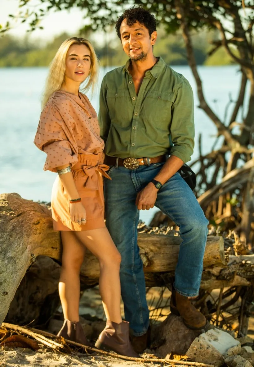 Érica e José Lucas (Irandhir Santos) vão viver um romance avassalador.