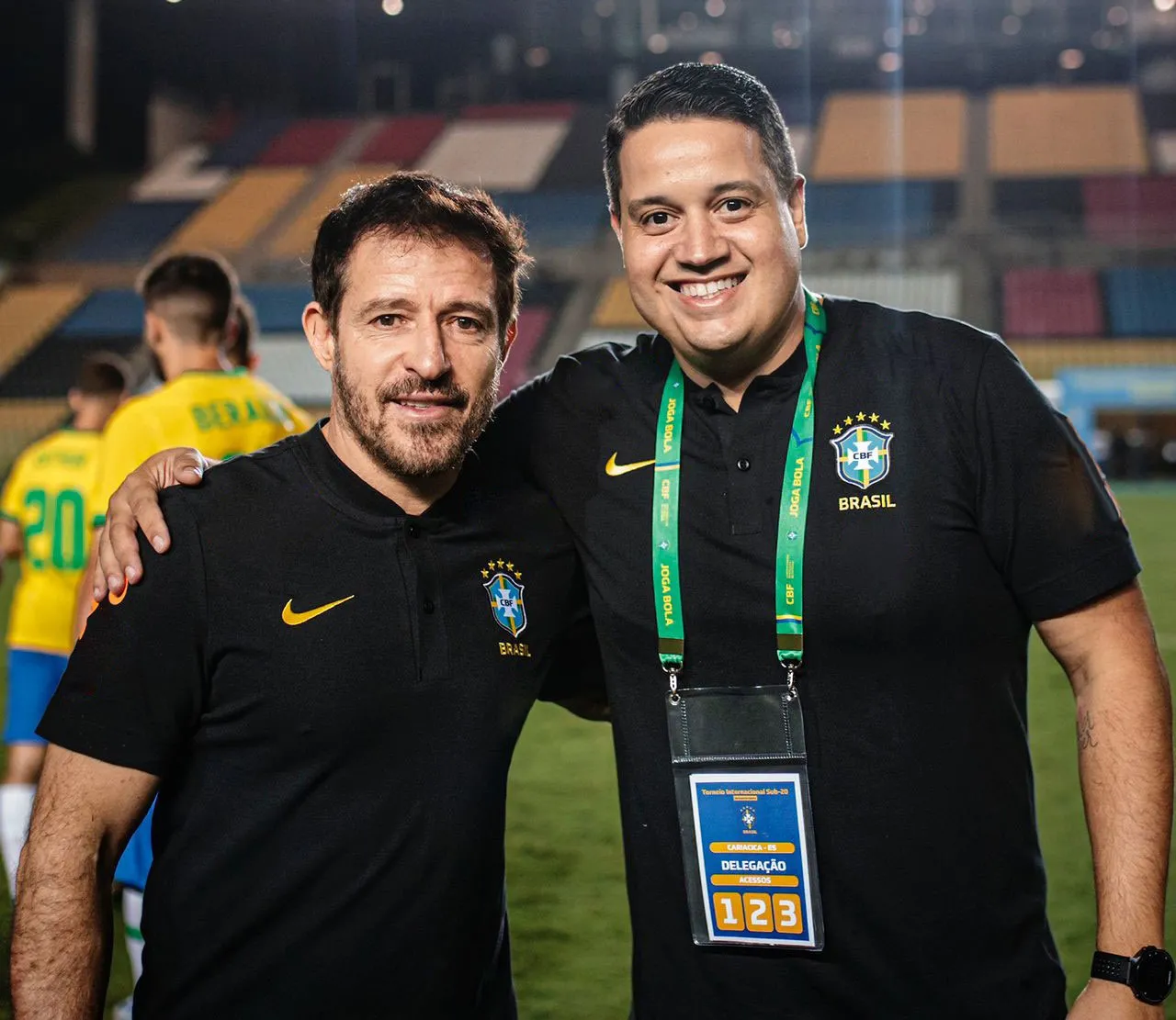 Michel Aguiar, direita, ao lado de Ramon Menezes, técnico da Seleção Sub-20