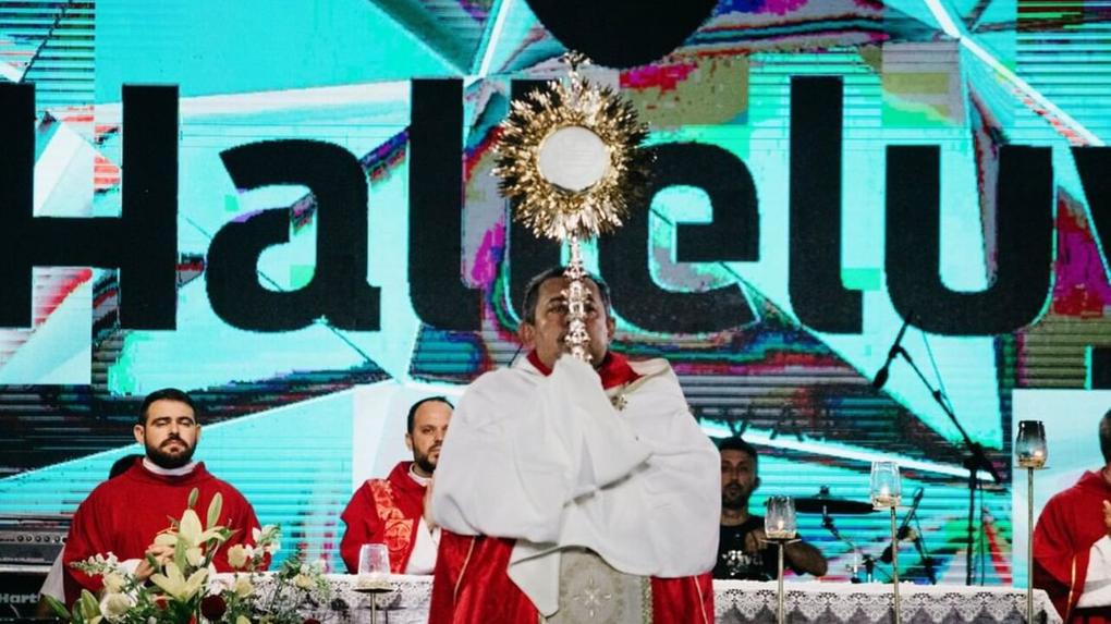 A Celebração Eucarística de abertura do Festival Halleluya contou com a participação de Padre Antônio Furtado