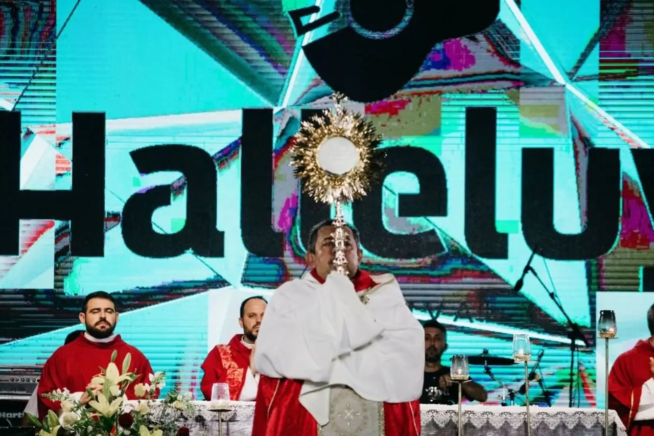A Celebração Eucarística de abertura do Festival Halleluya contou com a participação de Padre Antônio Furtado