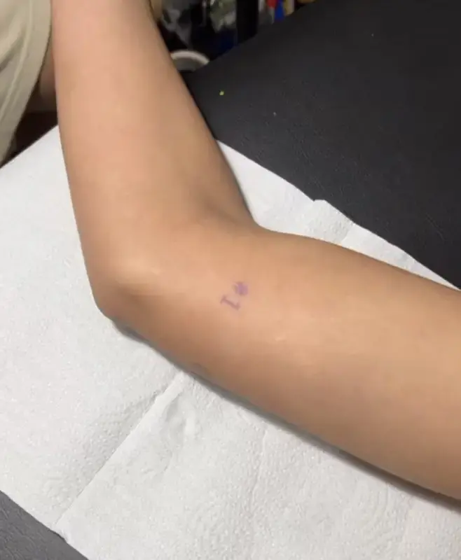 ana castela tatuagem música número 1 spotify