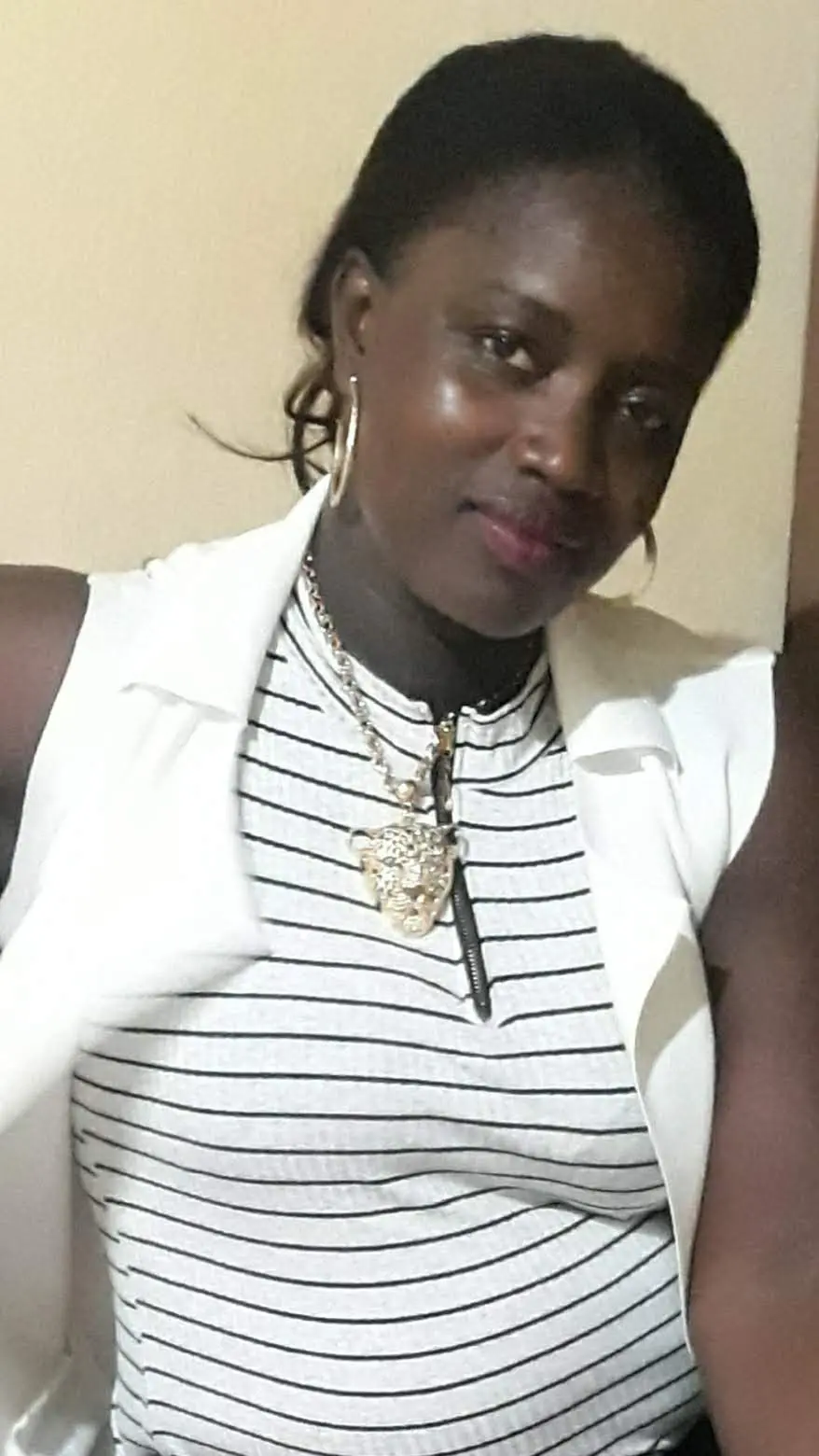 foto de mulher africana de guiné-bissau que se chama morto