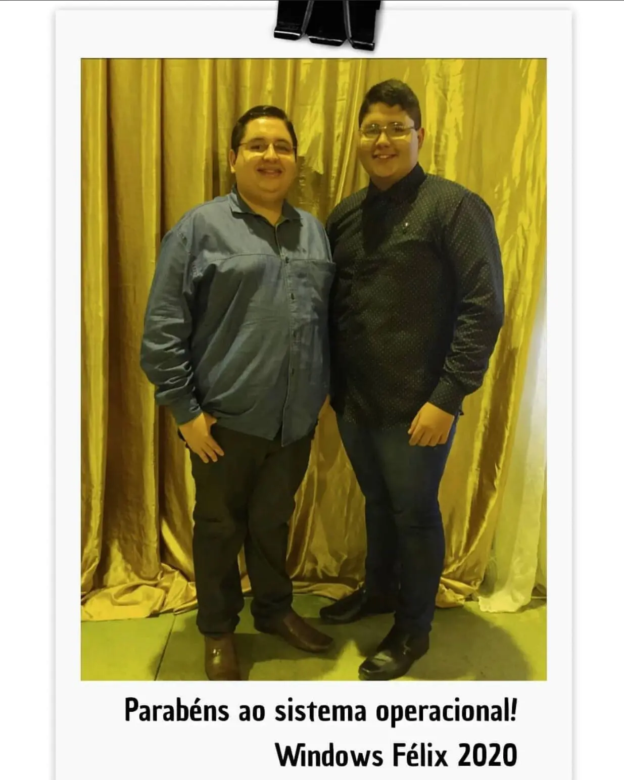 Irmãos são batizados com os nomes de Windows e Ypsilon no Interior do Ceará