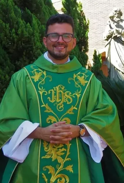 Padre Gustavo alegou que abandonou o local do acidente por medo de que o suspeito estivesse armado.