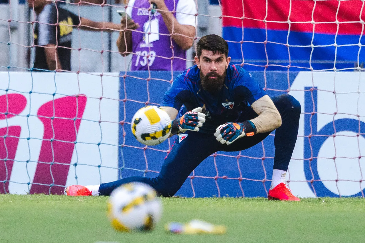 O defensor voltou a ganhar o posto de titular e vem fazendo sequência positiva