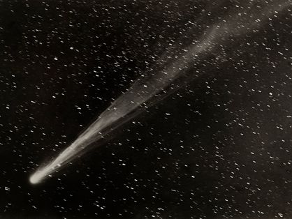 Cometa visto pelo Observatório da Universidade Yerkes, em Chicago.