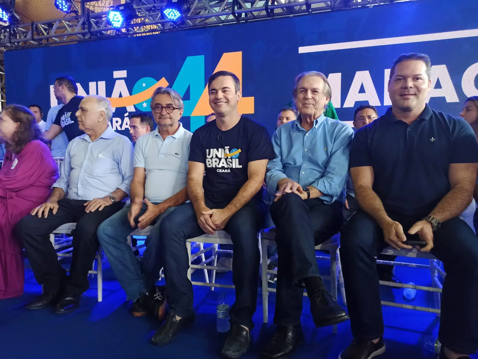 Luciano Bivar ao lado do pré-candidato Capitão Wagner e do deputado federal Heitor Freire