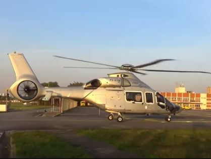 helicóptero transportado por avião Beluga