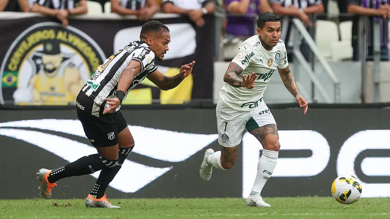 O Palmeiras foi melhor no 1º tempo e Dudu fez uma grande partida pelo líder da Série A