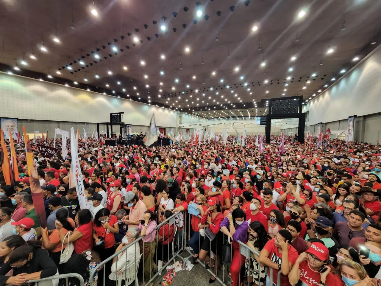 Multidão acompanhou convenção do PT