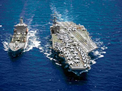 Porta-aviões USS Ronald Reagan
