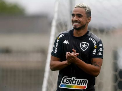 Rafael em ação pelo Botafogo