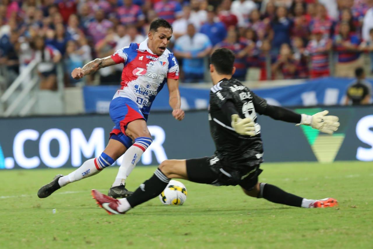 Ceará e Fortaleza somam 17 jogadores que não podem mais defender outro clube  na Série A - Alexandre Mota - Diário do Nordeste