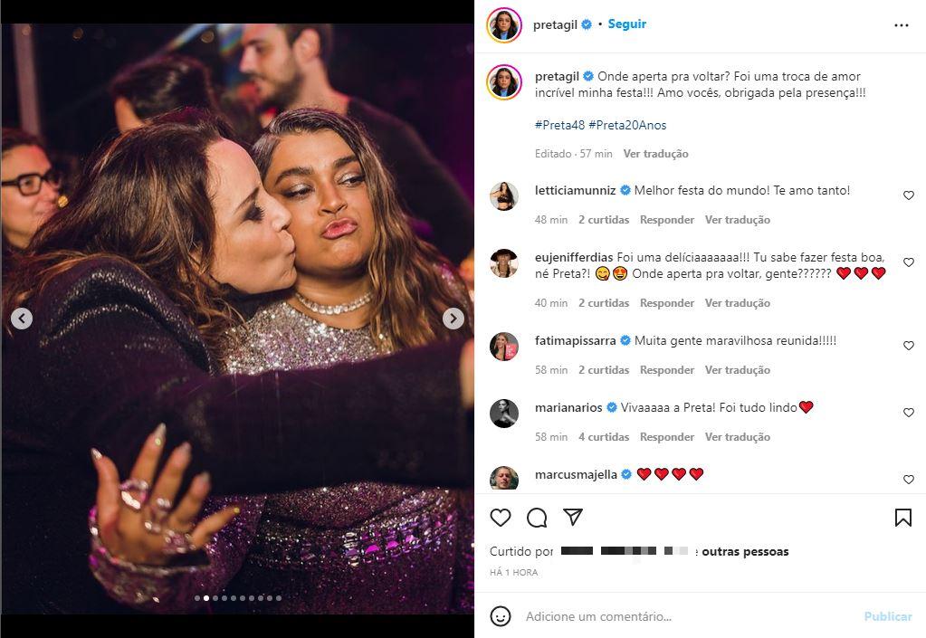 Preta Gil e Ana Carolina em festa de aniversário