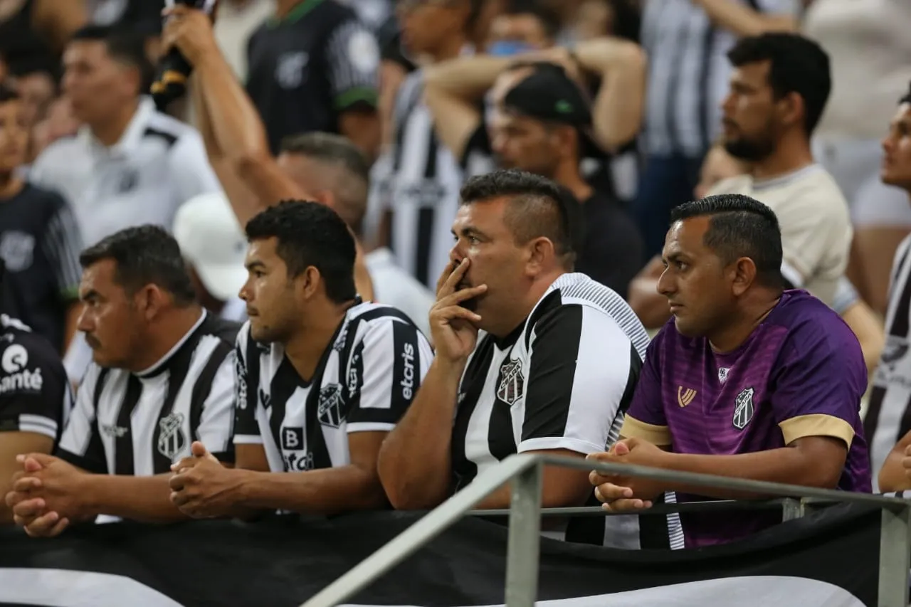 A torcida do Ceará lotou o Castelão, apoiou o Vovô, mas viu a equipe ser eliminada nos pênaltis pela 3ª vez no ano