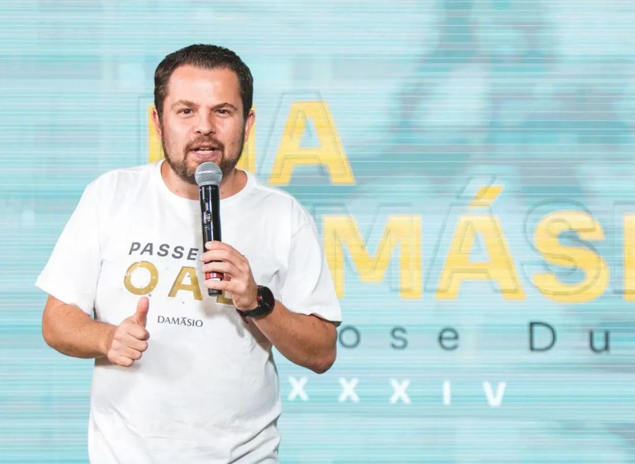 Marcos Scalercio, de 41 anos, é juiz substituto do TRT da 2ª Região e professor de direito material e processual do trabalho