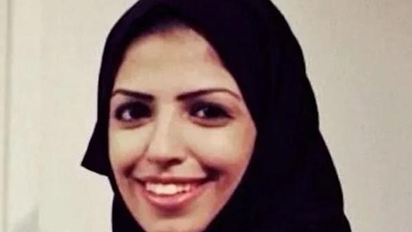 estudante saudita condenada por usar Twitter