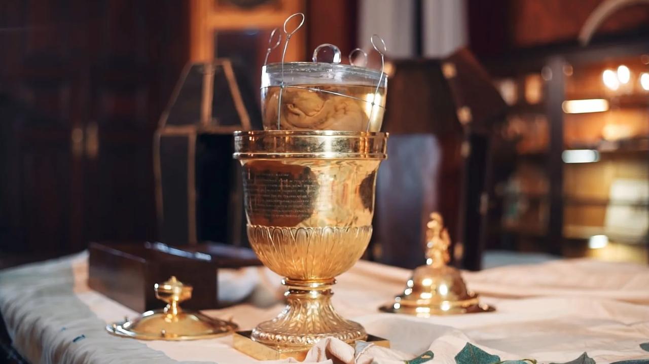 Coração de D. Pedro I exposto