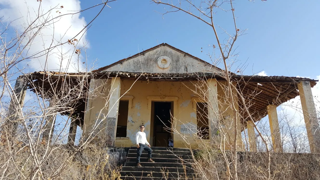 Valdecy dedicou anos de estudo aos Campos de Concentração do Ceará